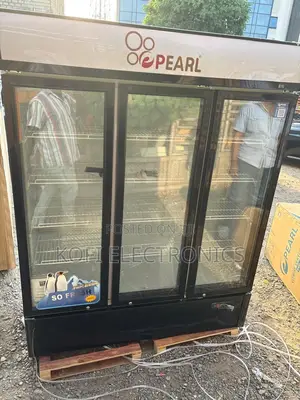 Pearl 950l Glass Door Fridge Efficient Cooling for Businesses