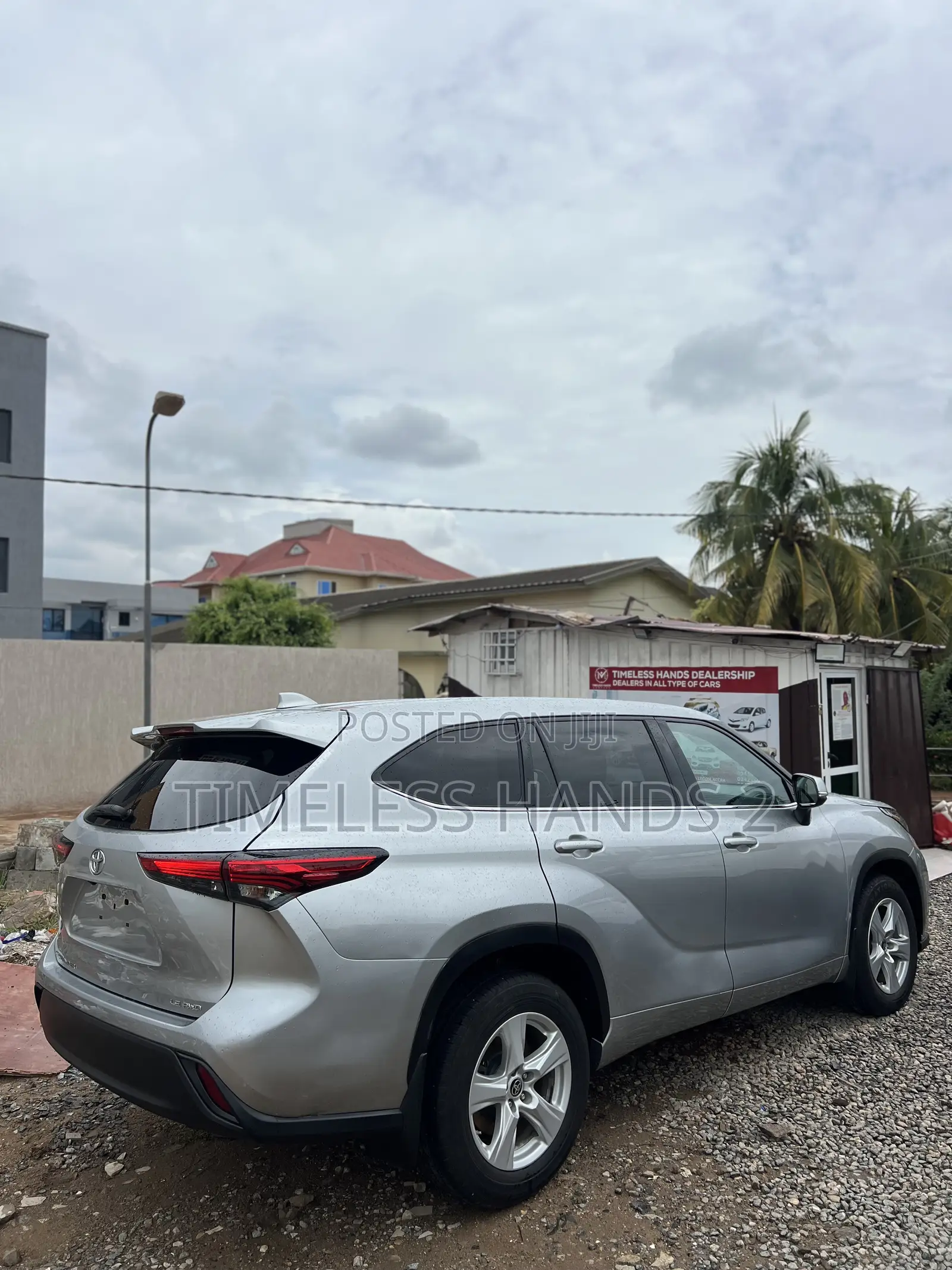 Toyota Highlander Limited 2021 Silver