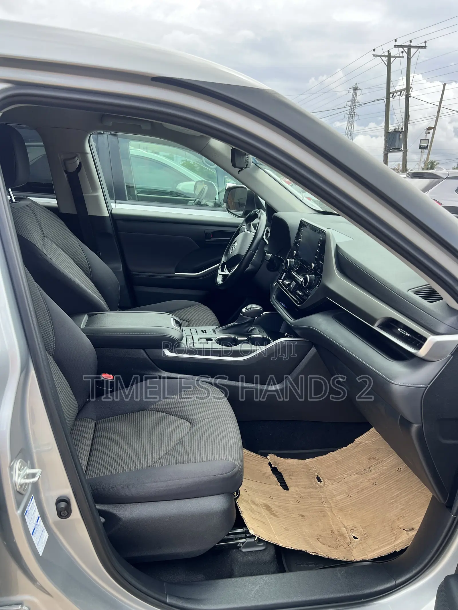 Toyota Highlander Limited 2021 Silver