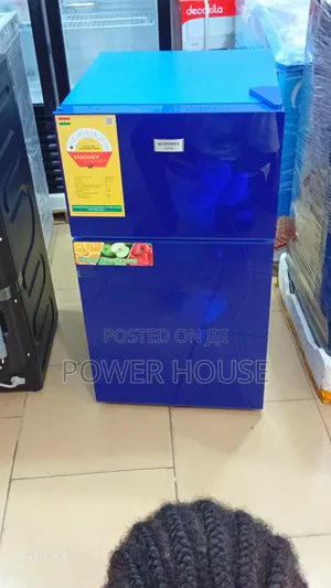 Mini Table Top Fridge – Perfect for Home Office 80l