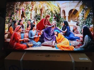 Crystal Clear Samsung 43-Inch Smart Led Television