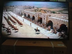 Modern Samsung 43” Smart Tv for Movies, Sports Gaming