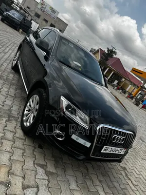 Audi Q5 2.0T Premium Plus quattro 4dr SUV AWD (2.0L 4cyl Turbo 8A) 2015