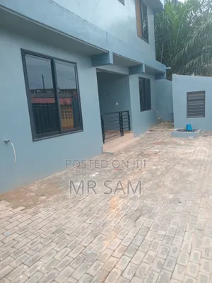 6bdrm Apartment in Sam Properties, Mallam for sale