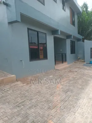 6bdrm Apartment in Sam Properties, Mallam for sale