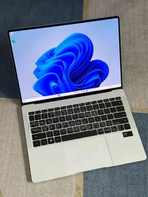 New Huawei MateBook X Pro 16GB Qualcomm Snapdragon X Elite SSD 1T