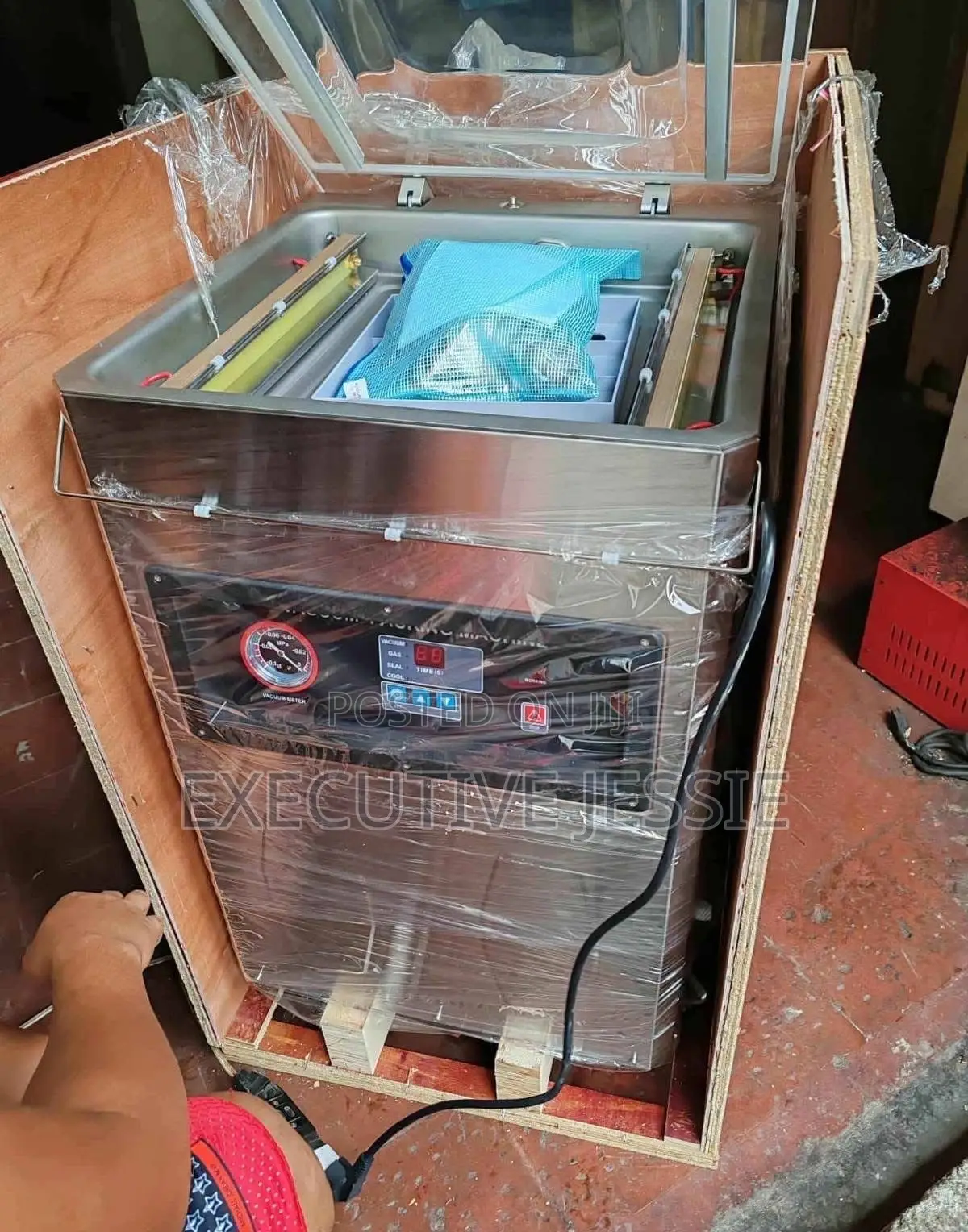Vacuum Packaging Machine