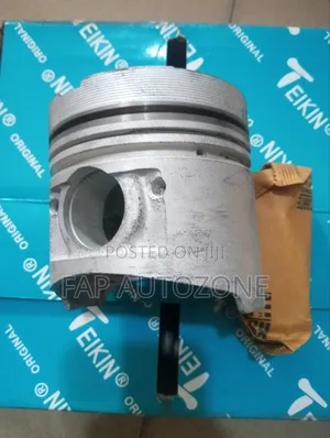 Original 4d56t Engine Pistons Set With 0.50 (020) Size