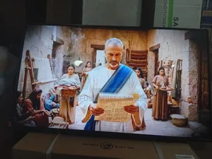 Samsung 43-Inch Smart Led Tv With Rich Audio Performance