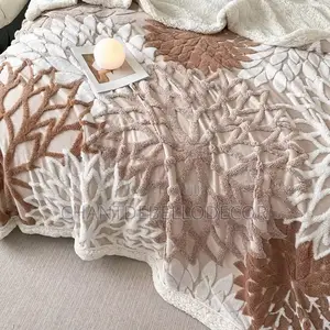 New Printed Woven Modern 450gsm All Season Sherpa Blanket 200x230cm