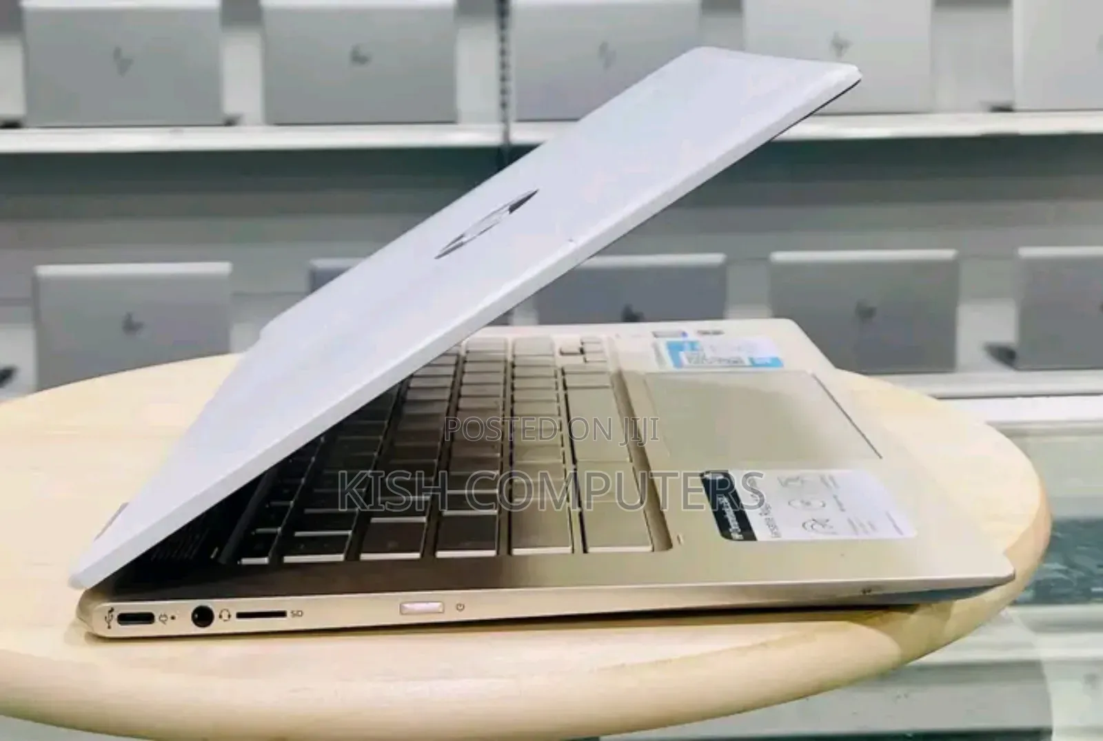 New Laptop HP Chromebook X360 8GB Intel Core i3 SSD 128GB