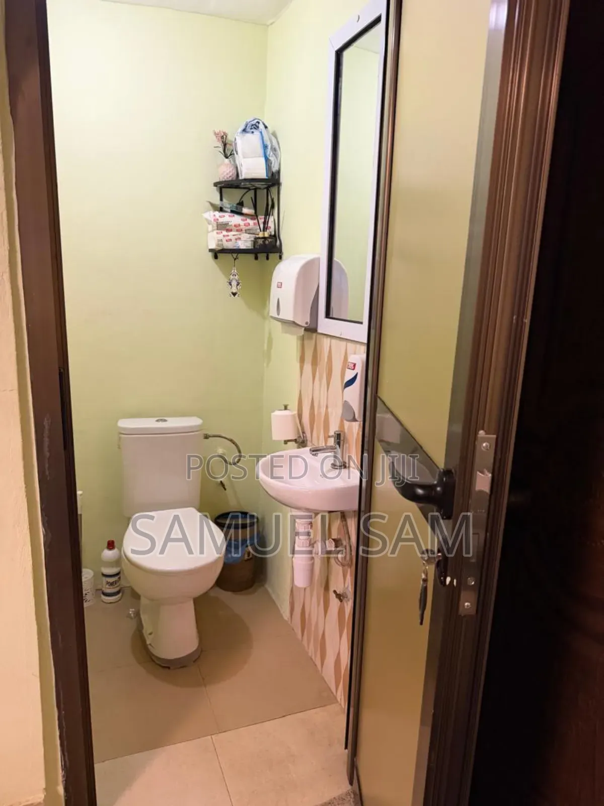 Furnished 2bdrm House in Tema Community 11 for sale
