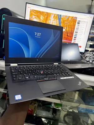 Laptop Lenovo Yoga 260 8GB Intel Core i5 SSD 256GB