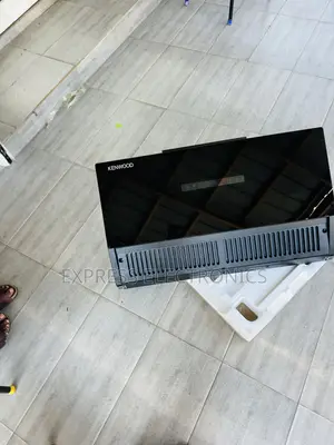 Brand New Kenwood 90cm Mirror Black Finish Extractor
