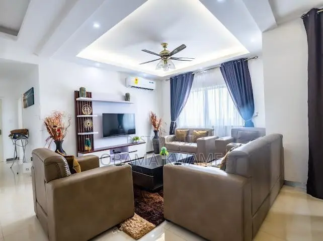 Furnished 2bdrm Apartment in Gringo Lynks Premium, Sakumono for sale