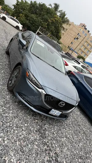 Mazda MX-6 2022
