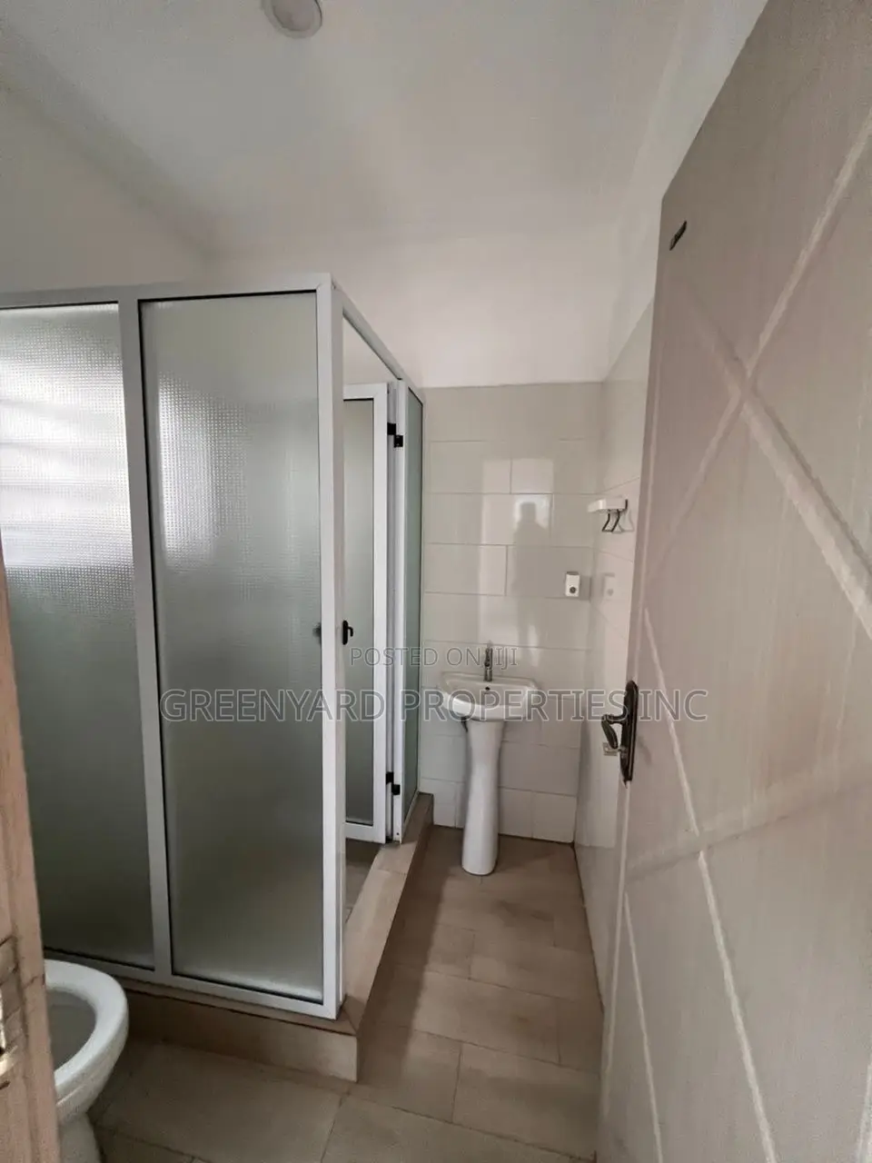 4bdrm House in Hills, East Legon for rent