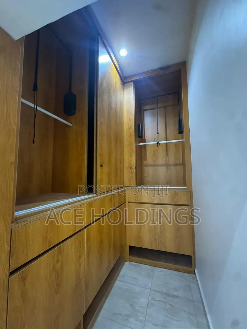 2bdrm Apartment in East Legon, American House for rent