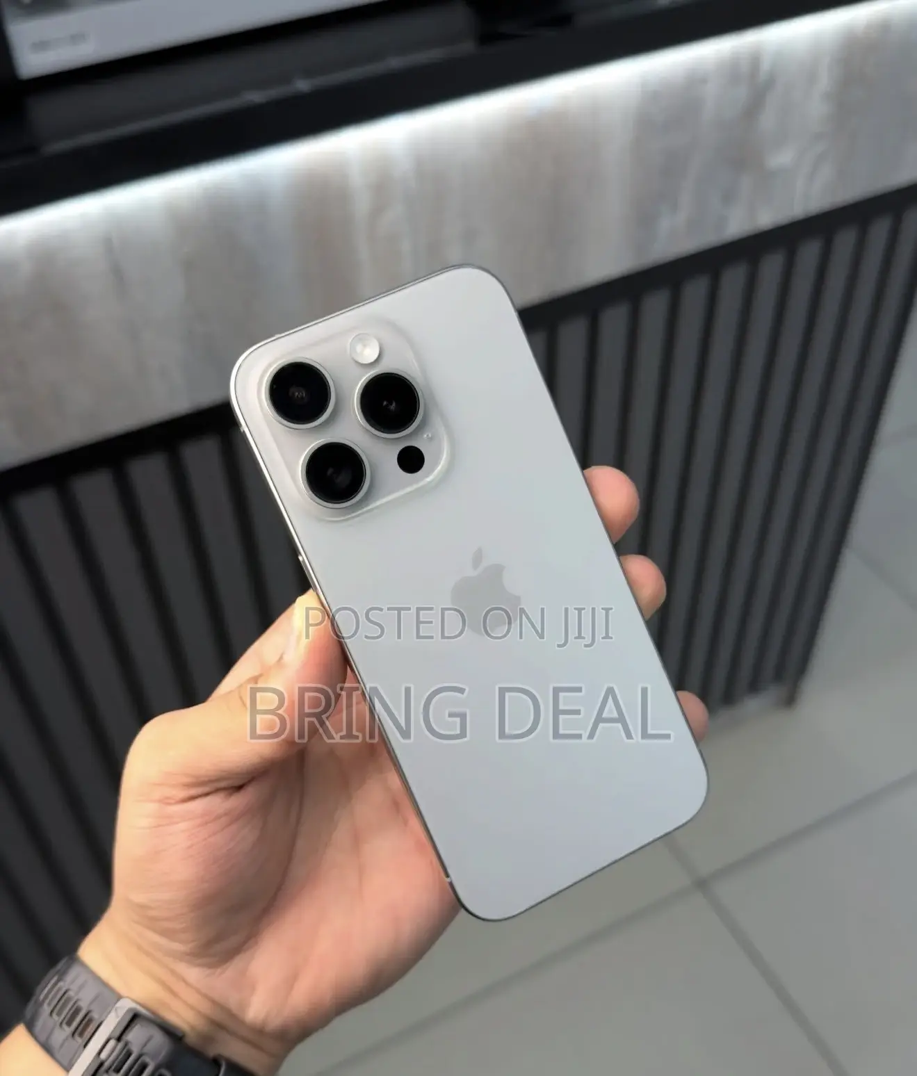 Apple iPhone 16 Pro Max 1 TB Gray