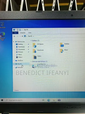 Laptop Asus X540LA 4GB Intel HDD 750GB