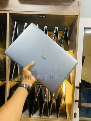 New Laptop Asus F451CA 4GB Intel HDD 500GB