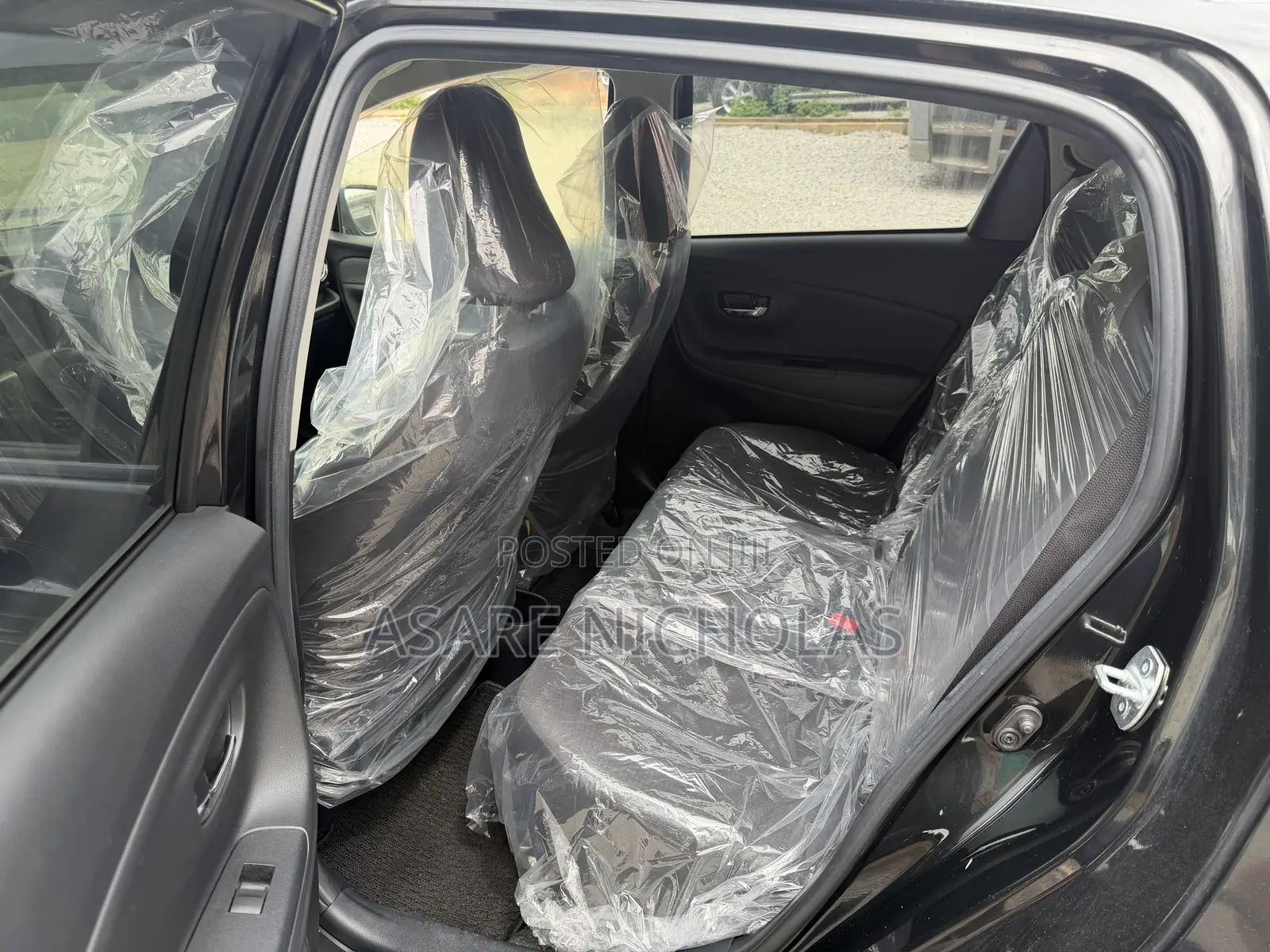 Toyota Vitz 2015 Black