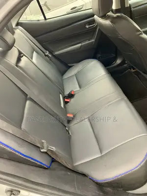 Toyota Corolla XSE 4dr Sedan (1.8L 4cyl CVT) 2017 Silver