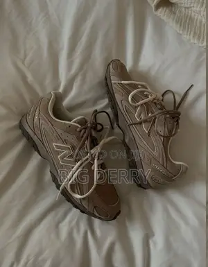 New Balance 204l Sneakers