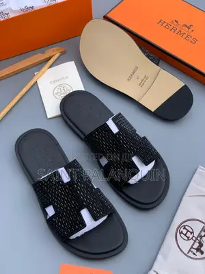 Black Hermes Chypre Sandal Black Silver Stone