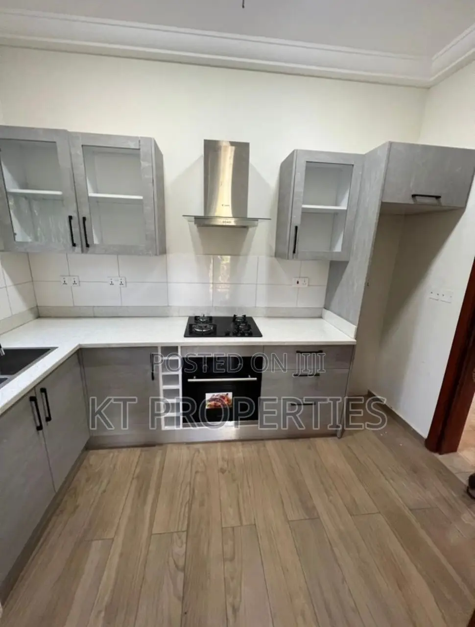 3bdrm Apartment in Dome for rent