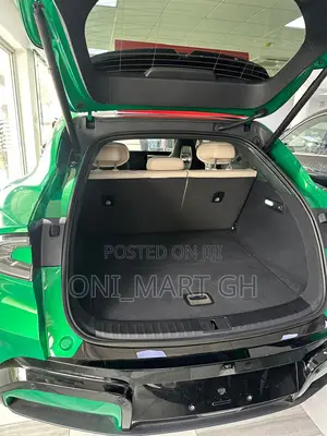 New Xiaomi YU7 2025 Green
