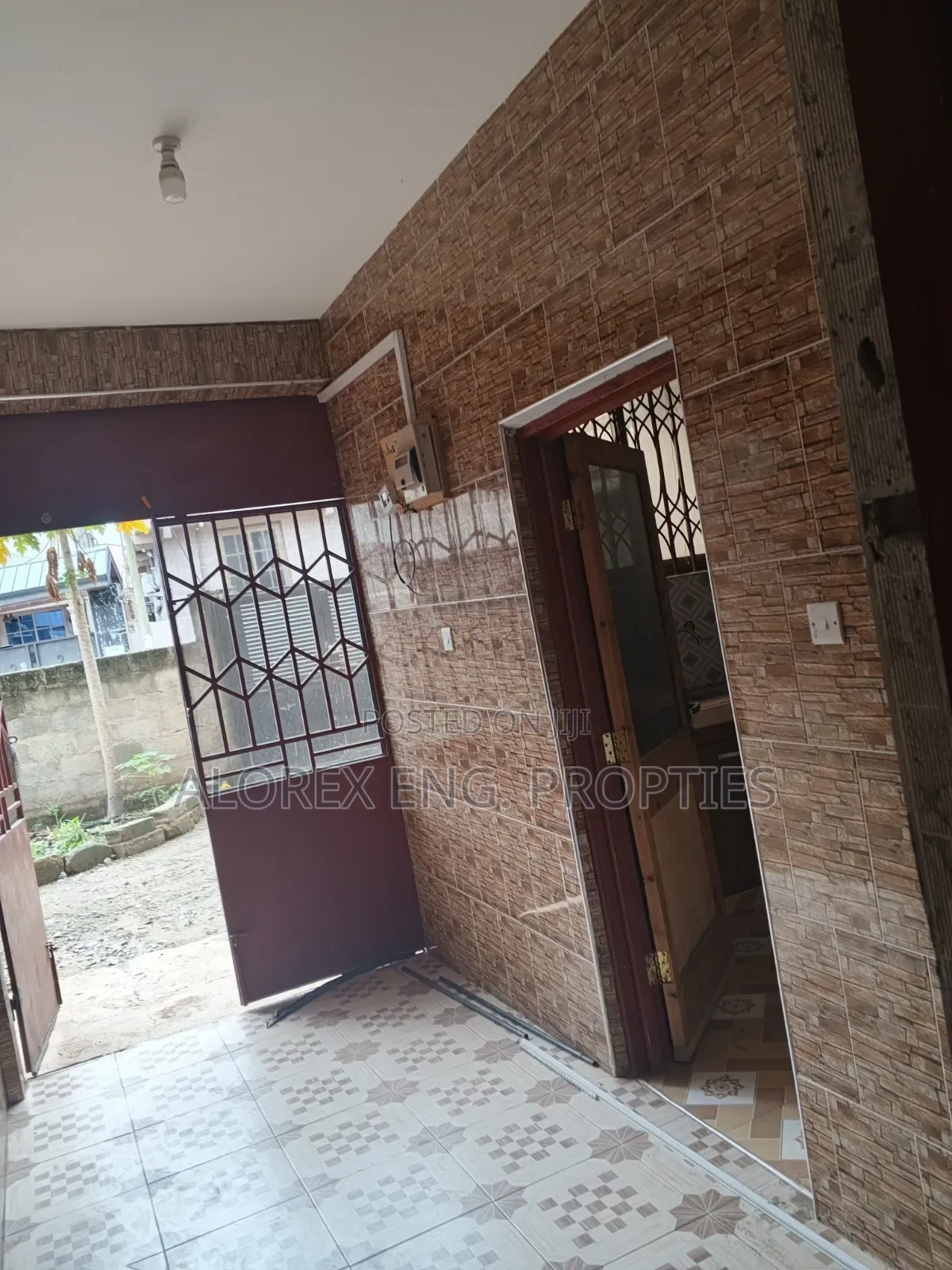 1bdrm Apartment in Pantang Hospital, New Site for rent