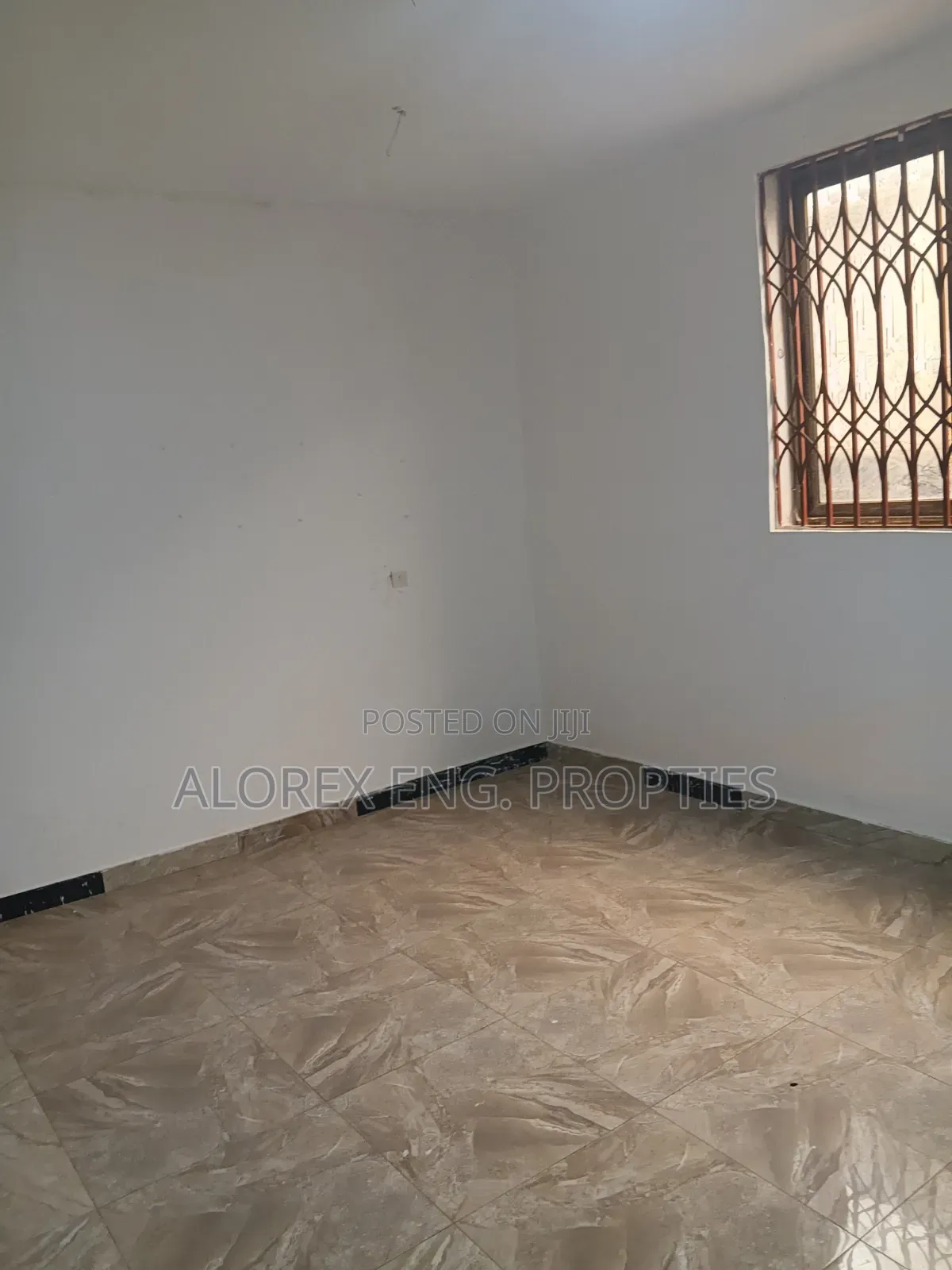 1bdrm Apartment in Pantang Hospital, New Site for rent