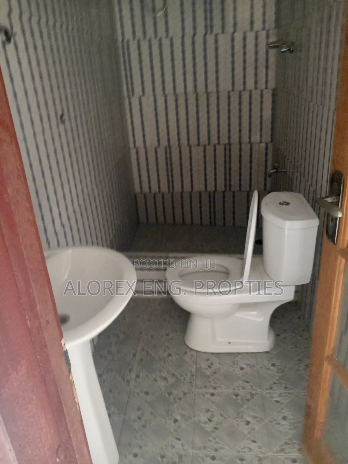1bdrm Apartment in Pantang Hospital, New Site for rent