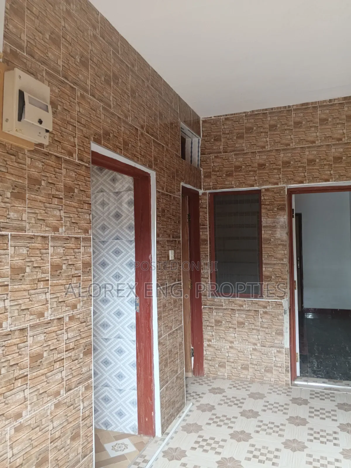 1bdrm Apartment in Pantang Hospital, New Site for rent