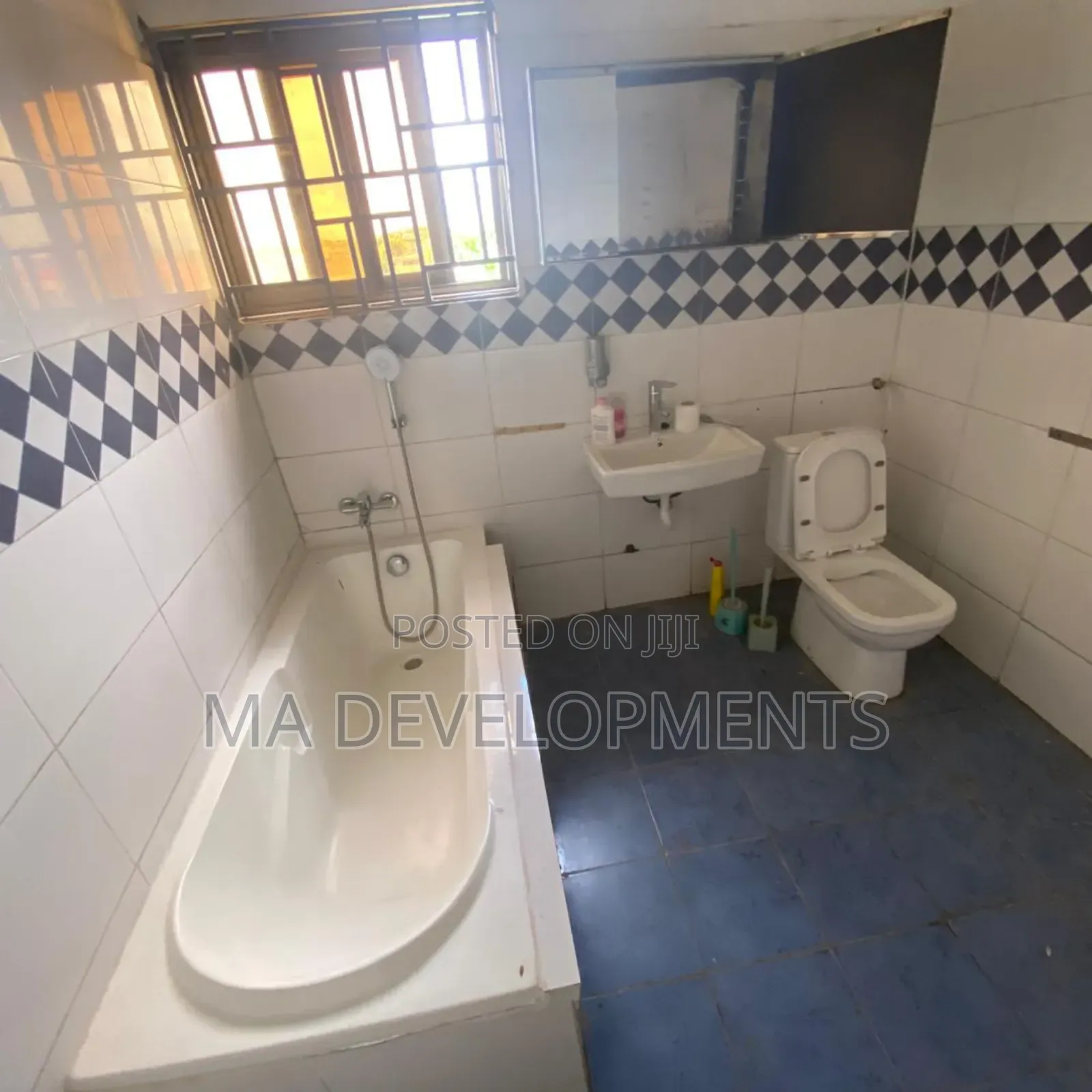 3bdrm Apartment in Kingsby Achimota for rent