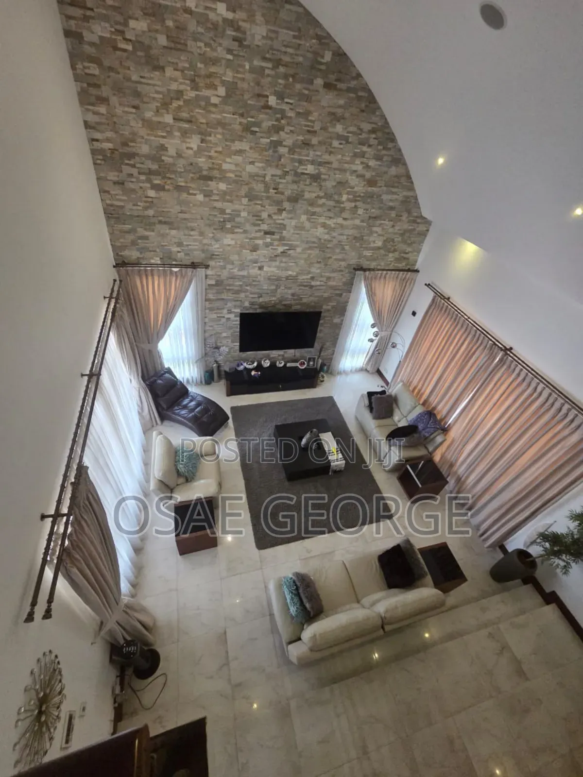 5bdrm Mansion in George Properties, Accra Metropolitan for sale