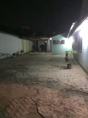 5bdrm House in Regimanuel Gray Estates for rent