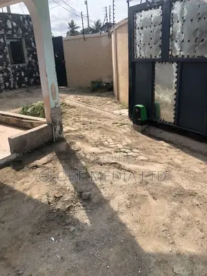 5bdrm House in Regimanuel Gray Estates for rent