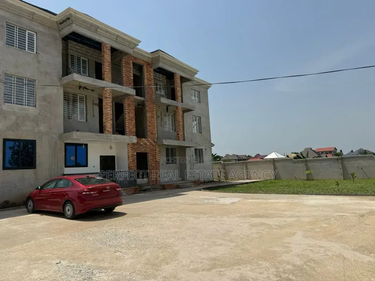 Furnished 12bdrm House in Ejisu, Ejura/Sekyedumase for sale