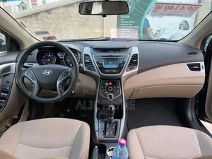 Hyundai Elantra SE 4dr Sedan (1.8L 4cyl 6A) 2015 Black