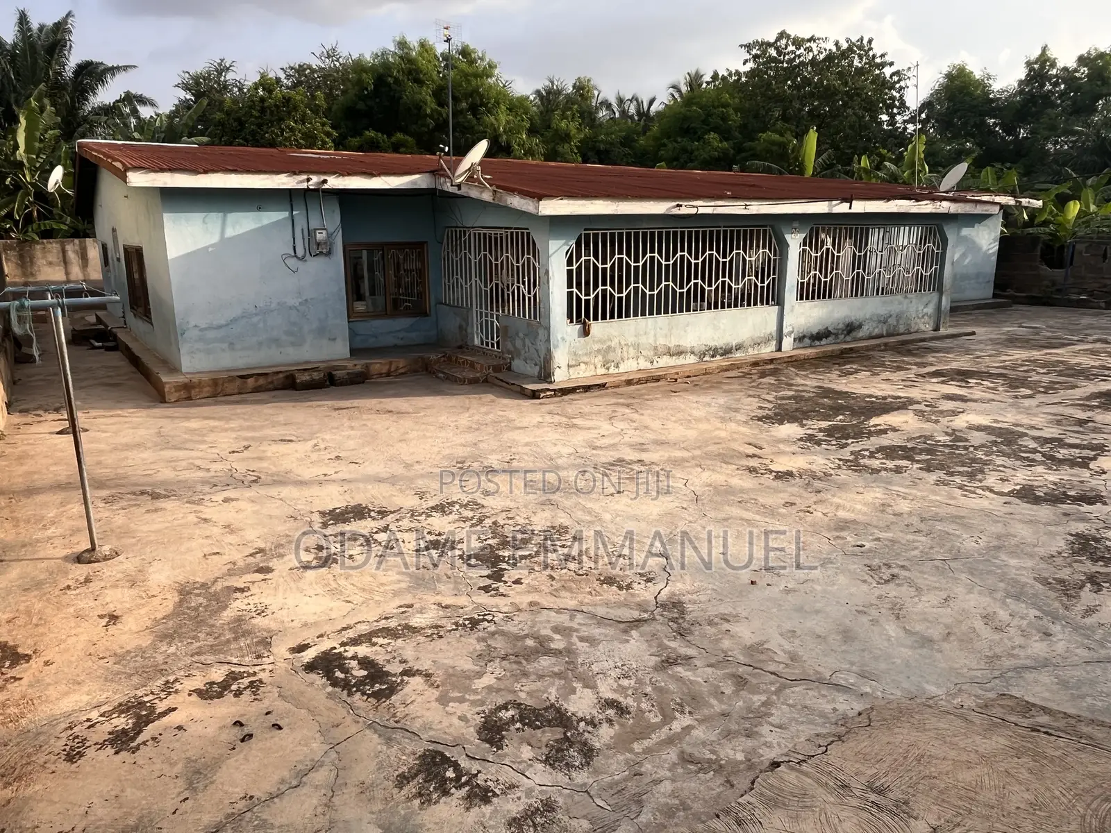 7bdrm House in Breman West, Kumasi Metropolitan for sale