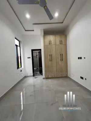 4bdrm House in Adjiriganor for sale
