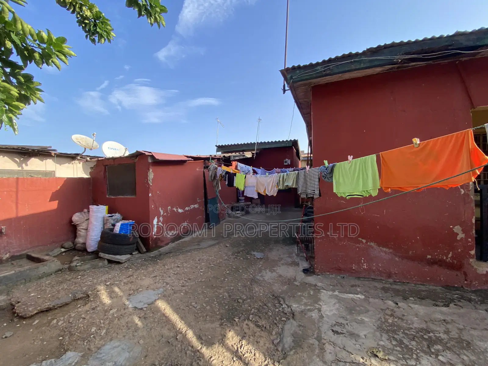 7bdrm House in Lapaz for sale