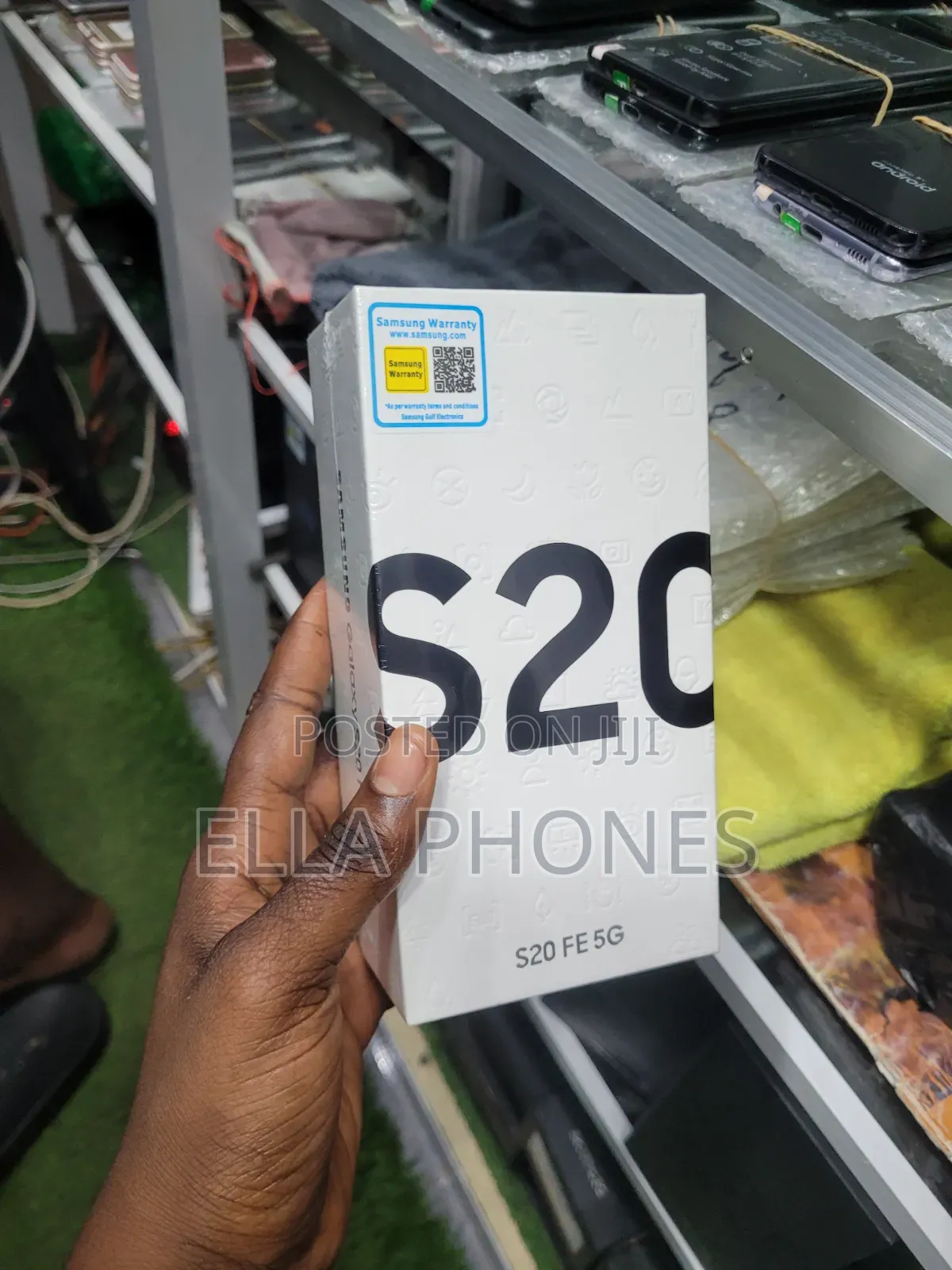 New Samsung Galaxy S20 FE 128 GB Blue