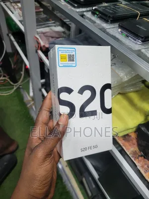 New Samsung Galaxy S20 FE 128 GB Blue