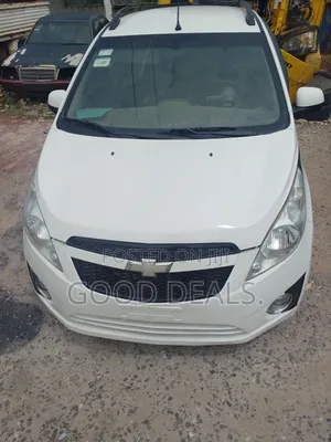 Chevrolet Spark 1LT 4dr Hatchback (1.2L 4cyl 5M) 2014 White