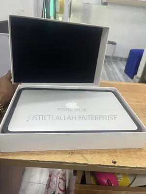 Laptop Apple MacBook Air 4GB Intel Core i5 SSD 72GB