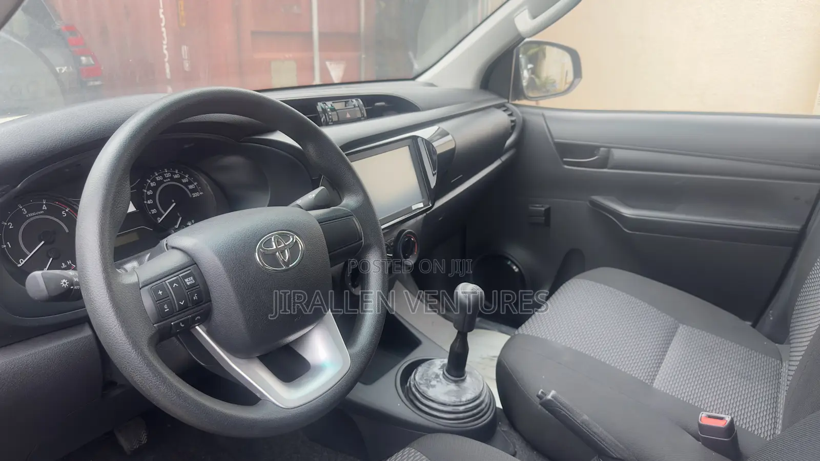 New Toyota Hilux 2023 Gray