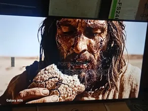 Samsung 43-Inch Television With Smart Hub Voice Support